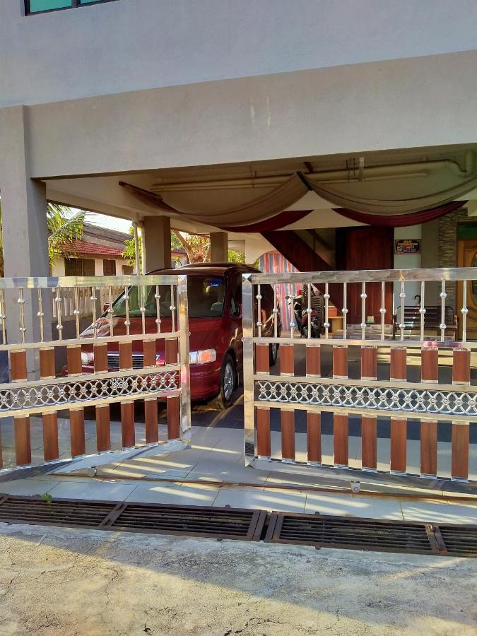 Penginapan Mycj - Roomstay Kuala Terengganu Buitenkant foto