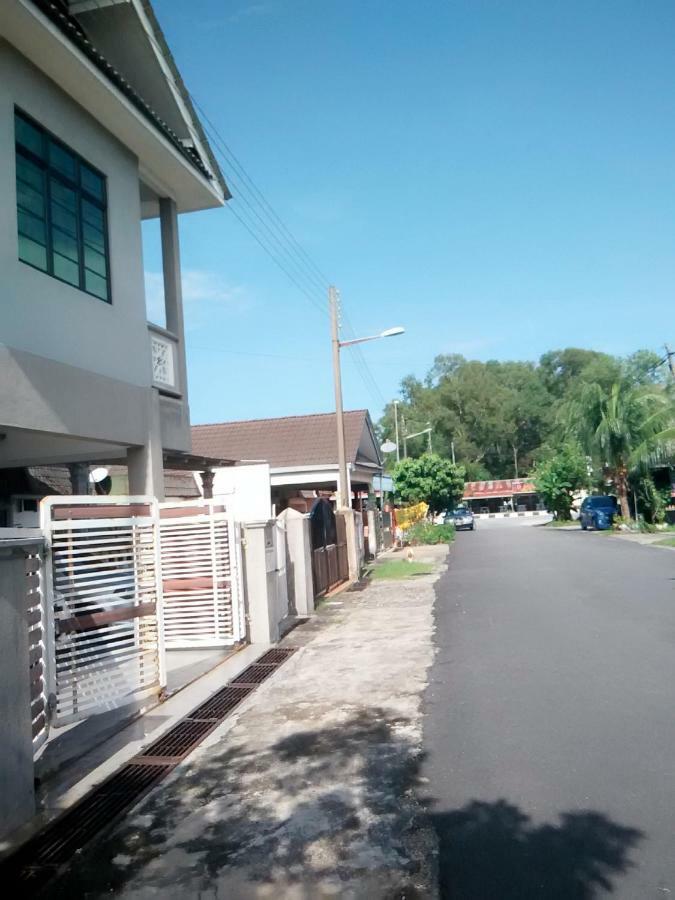 Penginapan Mycj - Roomstay Kuala Terengganu Buitenkant foto
